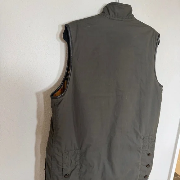 Burberry Men's Olive Green Vest - Picture 10 of 14